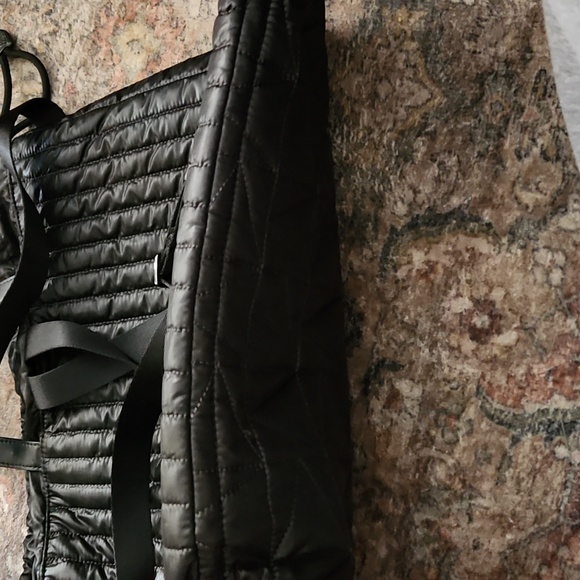 Backpack - Picture 3 of 4